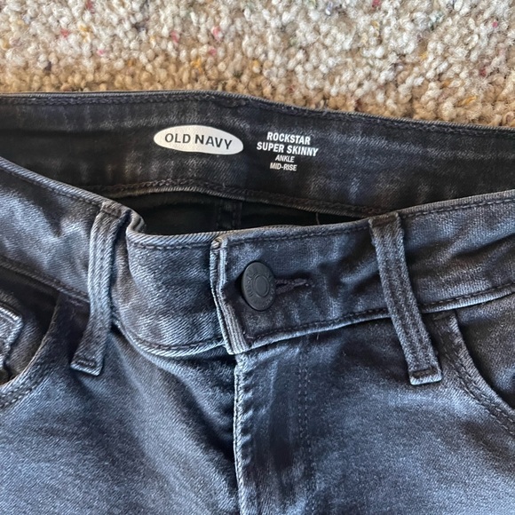 Old Navy Jeans - Picture 4 of 5